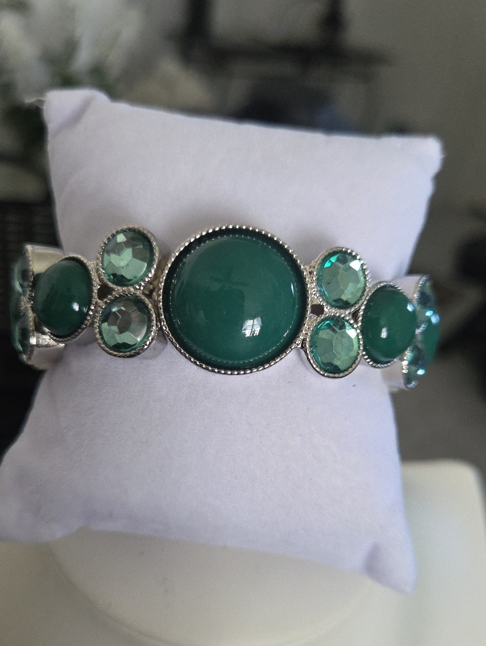 Paparazzi Celestial Escape Green Bracelet NWT